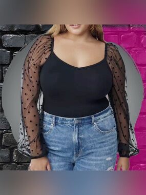 NWT TORRID Foxy Sweetheart Organza Blouson Sleeve Top